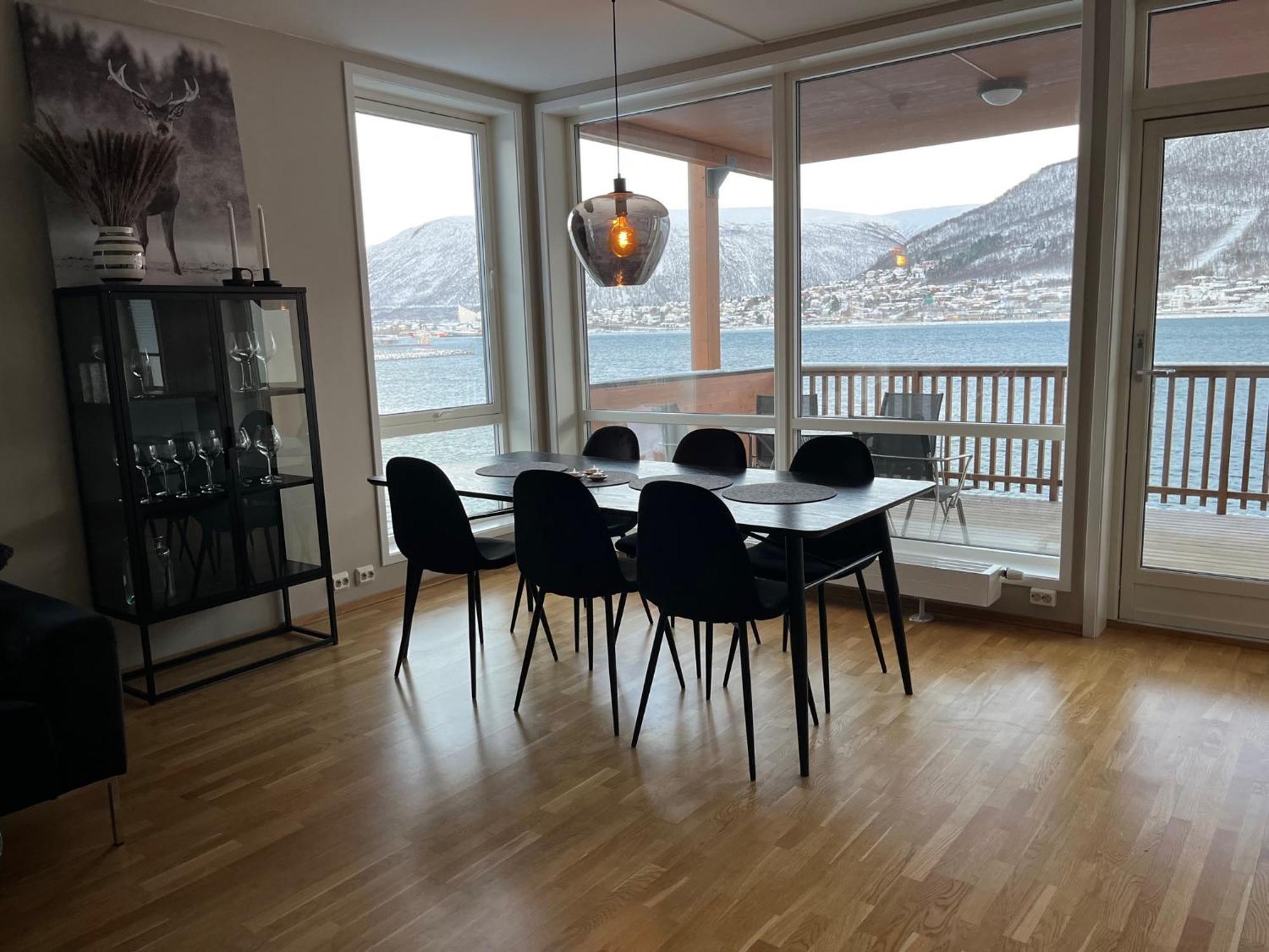 Seaside City Appartment Tromso Bagian luar foto